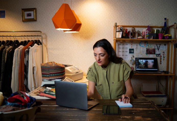 E-Commerce & Online Retail